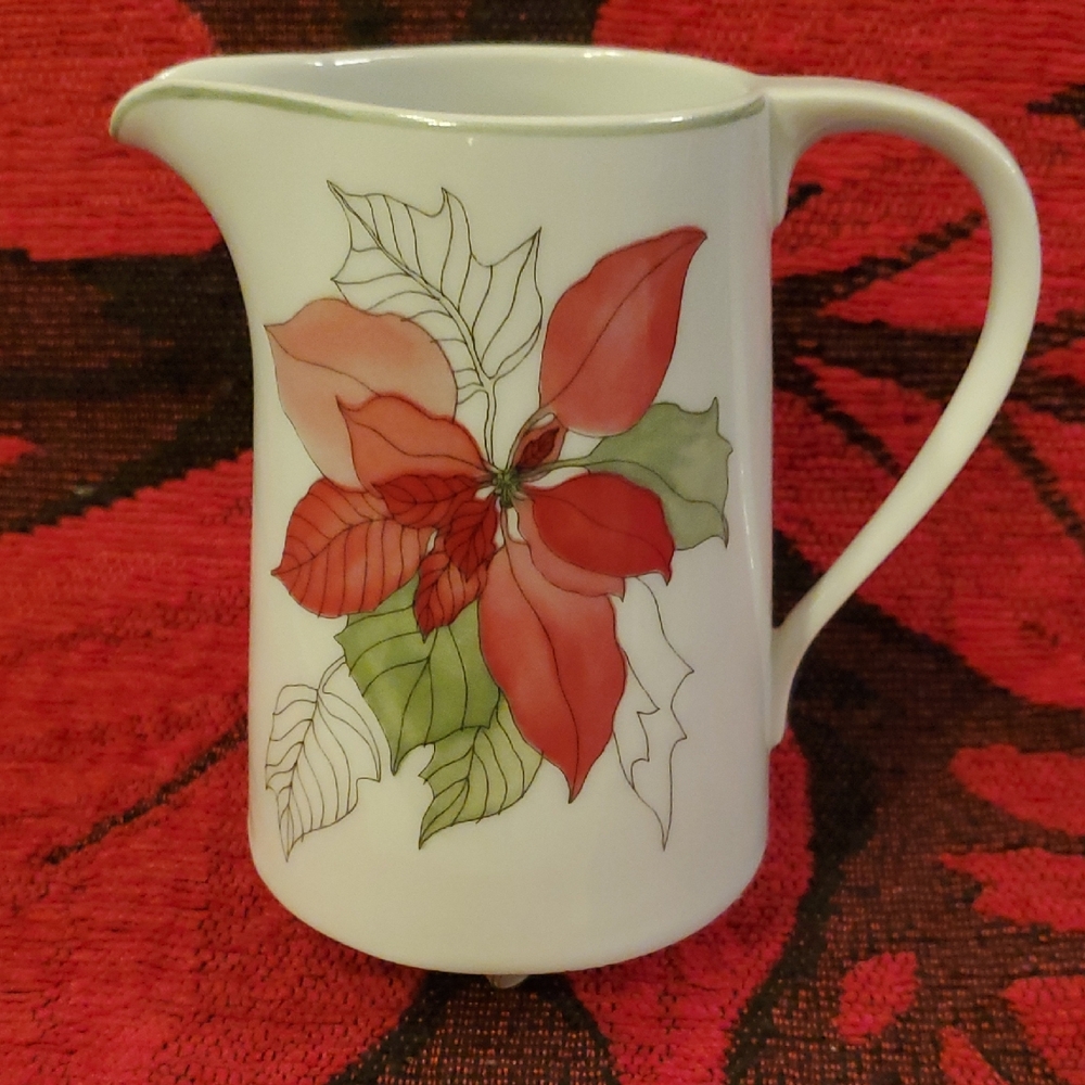 Block Spal Portugal Watercolors Poinsettia Creamer by Mary Lou Goertzen 1982